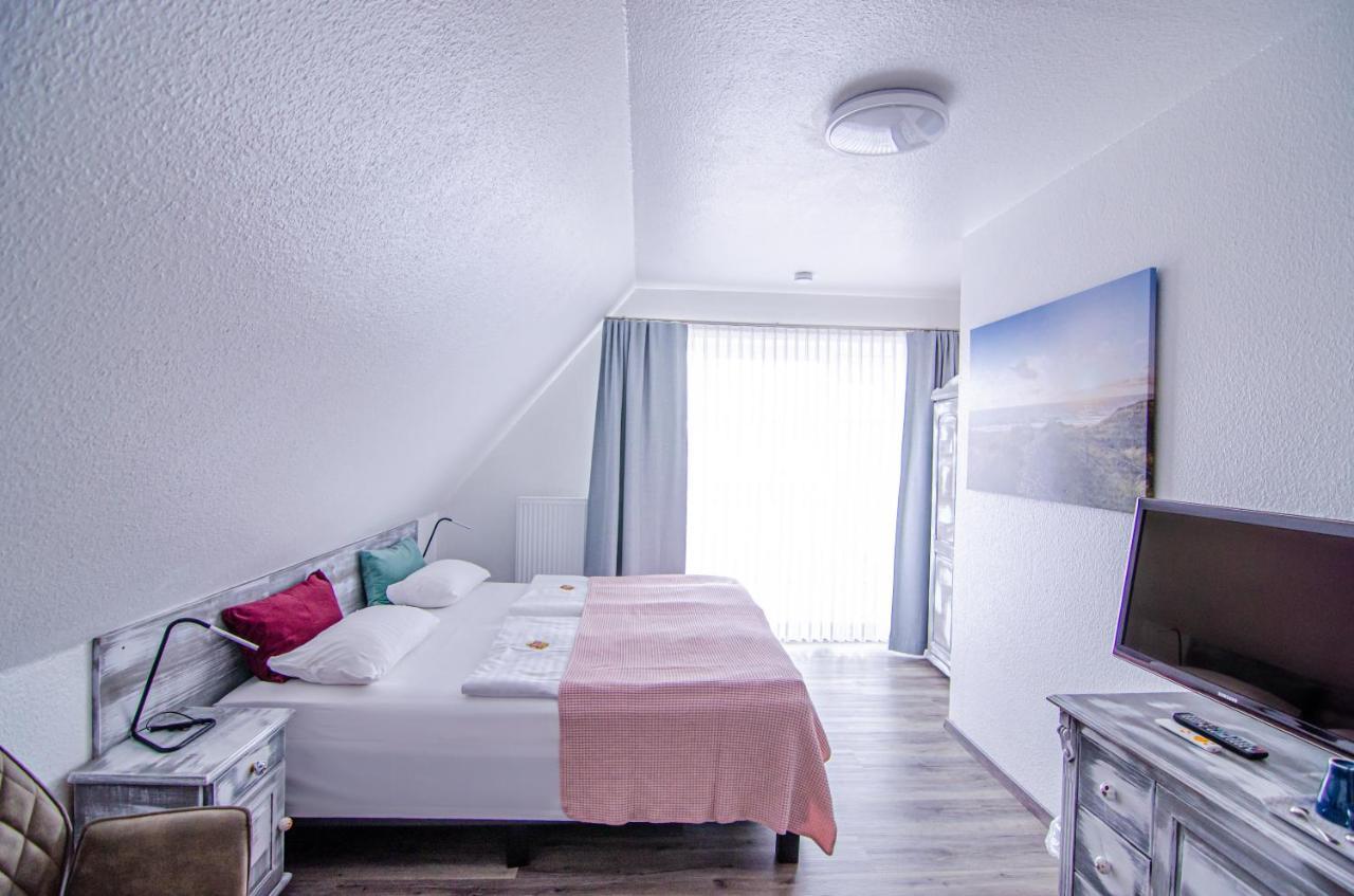 Hotel Blischke คาโรลิเนนซีล ภายนอก รูปภาพ